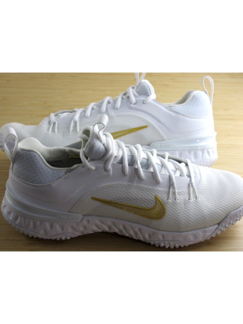 Nike Men's Huarache 9 Elite TF Turf Lax Shoes White Metallic Vivid Gold Size 10